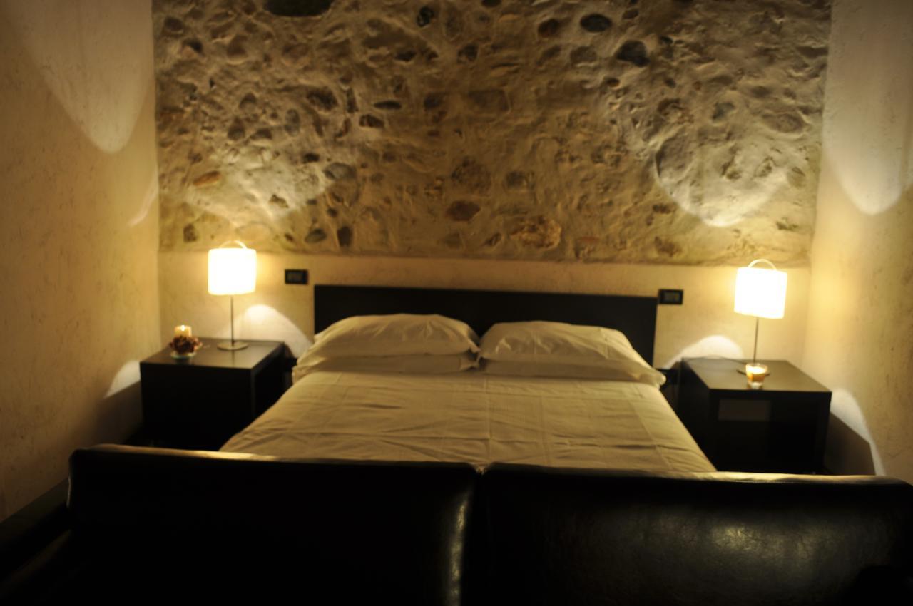 Agriturismo Trebisonda Country Resort Monzambano Luaran gambar
